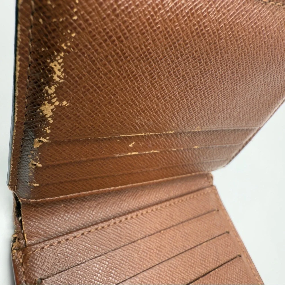Louis Vuitton Elise Brown Monogram Wallet Tri-Fold | Unisex | Pre-Owned |